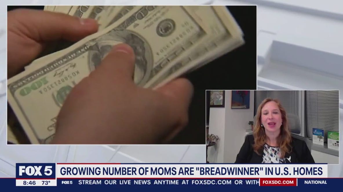 Growing number of moms are 'breadwinner' in U.S. homes